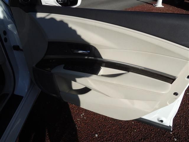 HONDA LEGEND HYBRID 2015