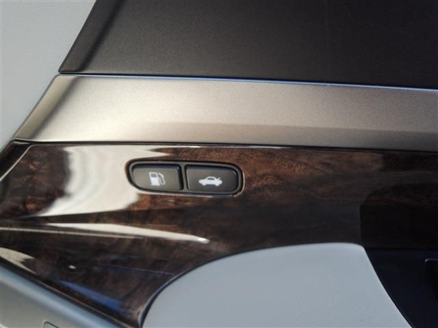 HONDA LEGEND HYBRID 2015