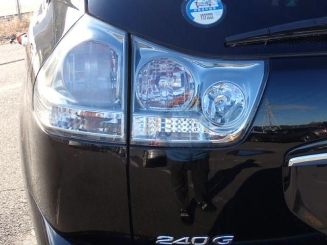 TOYOTA HARRIER 2WD 2009