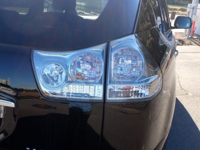 TOYOTA HARRIER 2WD 2009