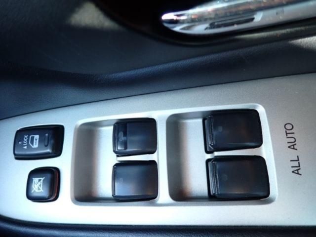 TOYOTA HARRIER 2WD 2009