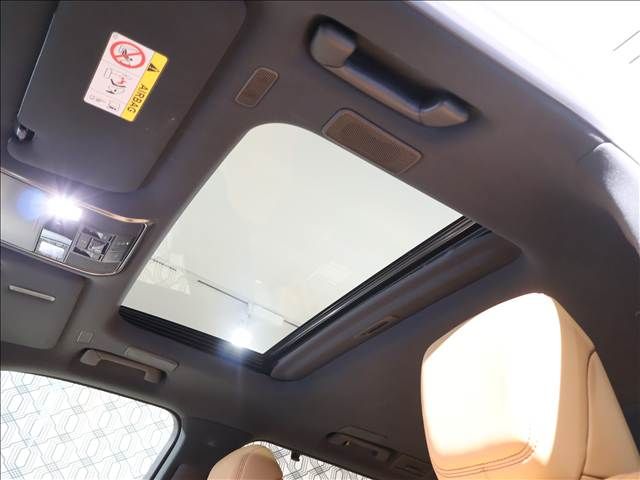 TOYOTA LEXUS LX600 2023