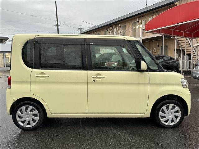 DAIHATSU TANTO 2011