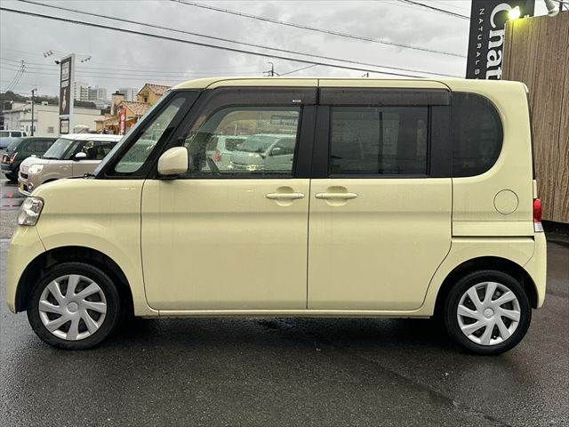 DAIHATSU TANTO 2011
