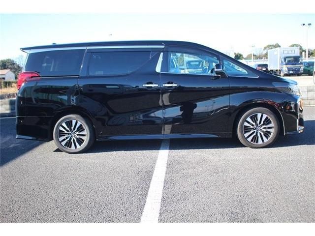 TOYOTA ALPHARD 2020