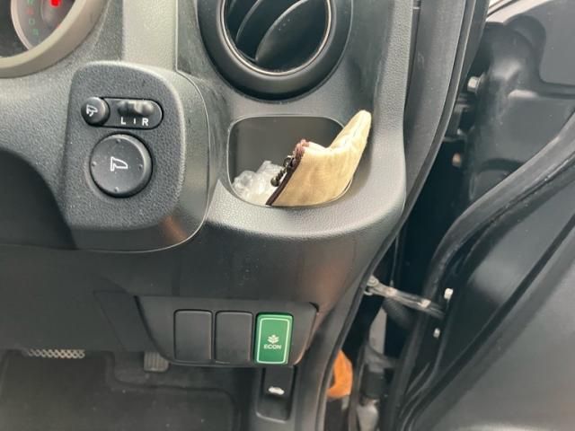 HONDA FIT HYBRID 2011