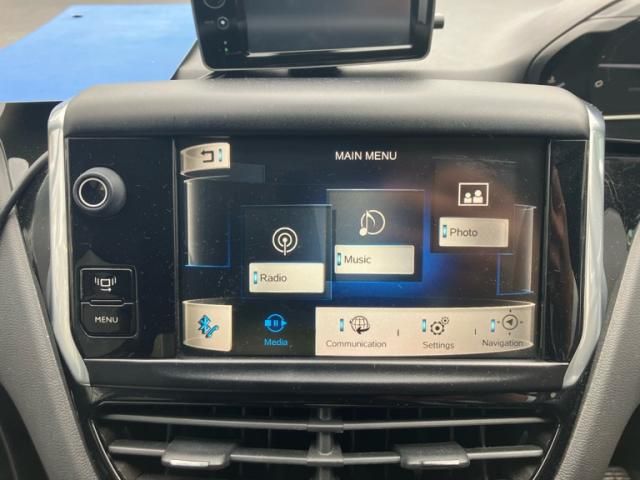 PEUGEOT PEUGEOT 208 2013