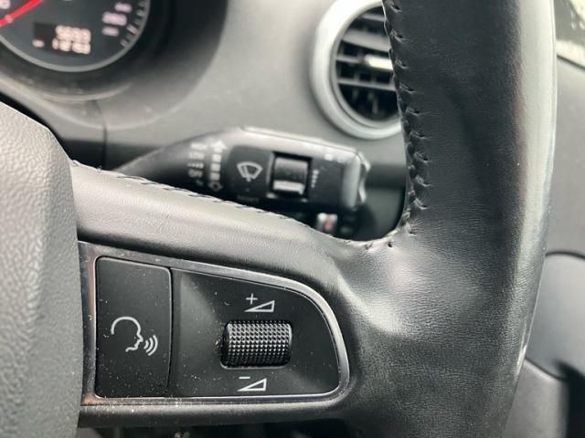 AUDI AUDI A3 SPORTBACK 2012