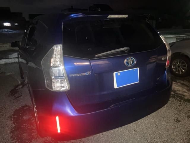 TOYOTA PRIUS Alpha 2013