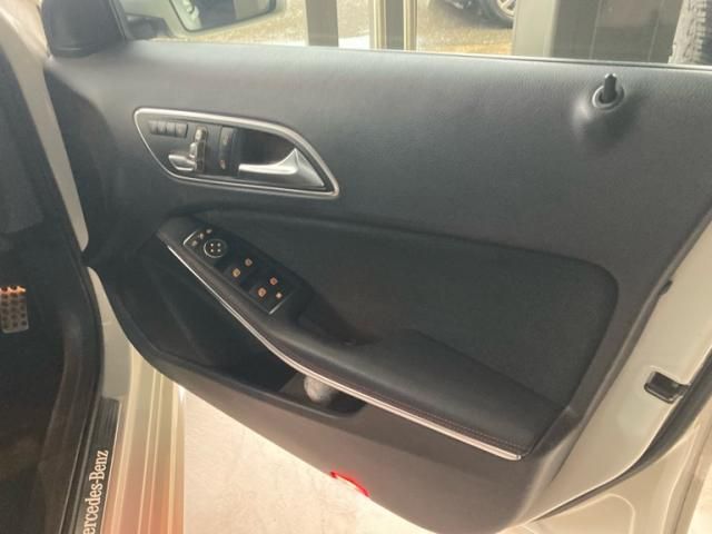 MERCEDES BENZ MERCEDES BENZ A class 2017