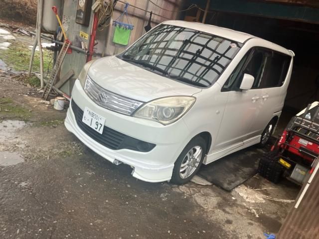 SUZUKI SOLIO 4WD 2011