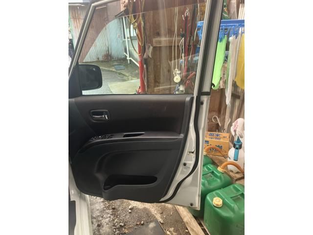 SUZUKI SOLIO 4WD 2011