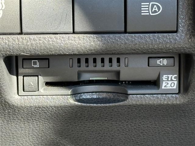 TOYOTA RAV4 4WD 2019