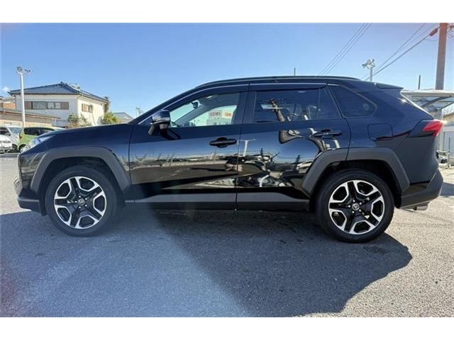 TOYOTA RAV4 4WD 2019