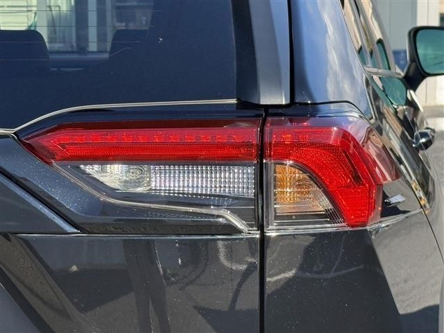 TOYOTA RAV4 4WD 2019