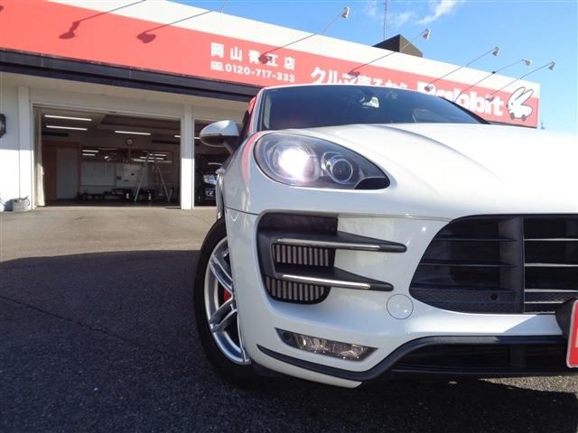 PORSCHE PORSCHE Macan 2015