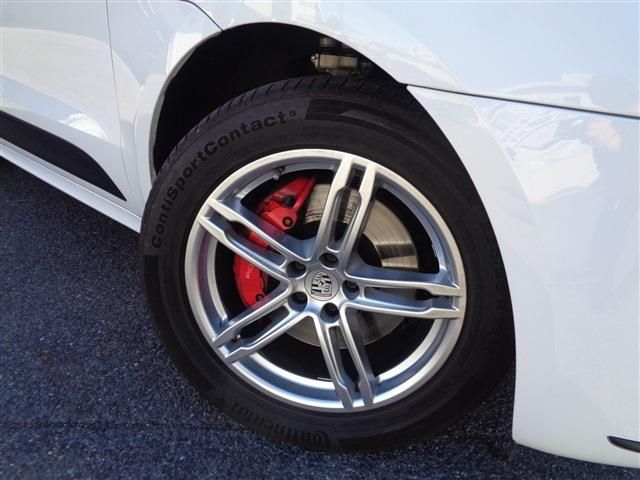 PORSCHE PORSCHE Macan 2015