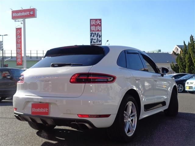 PORSCHE PORSCHE Macan 2015