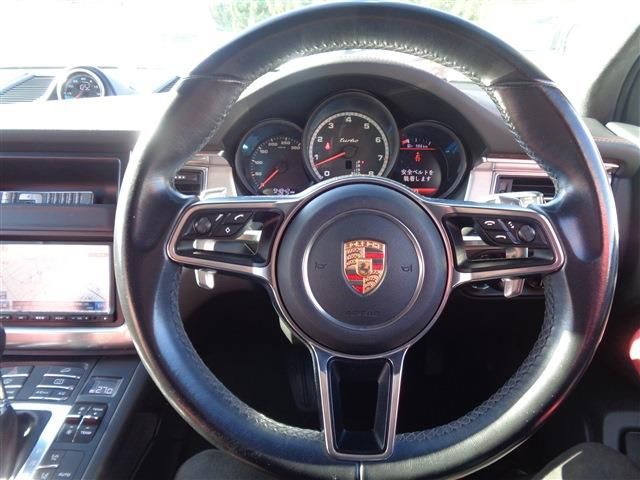 PORSCHE PORSCHE Macan 2015