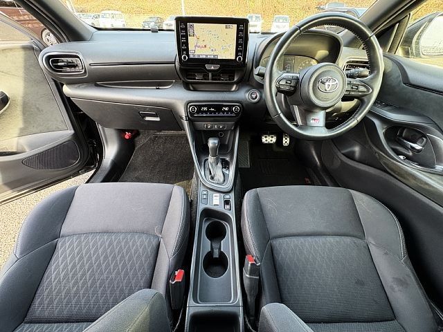 TOYOTA GR YARIS 2022