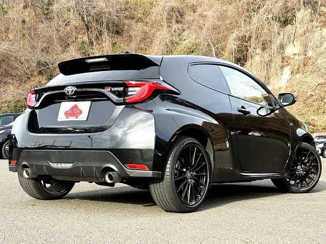 TOYOTA GR YARIS 2022