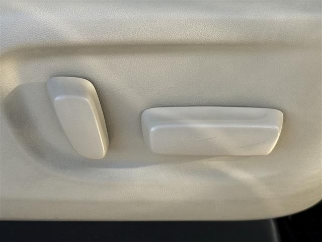 TOYOTA VELLFIRE 4WD 2016