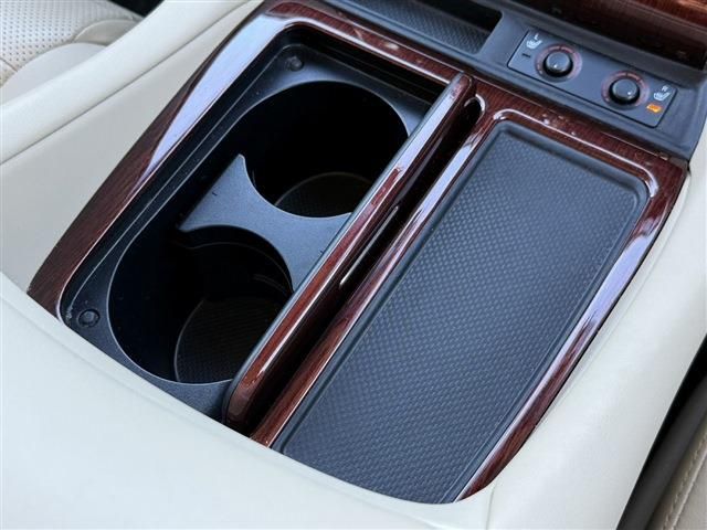 TOYOTA VELLFIRE 4WD 2016