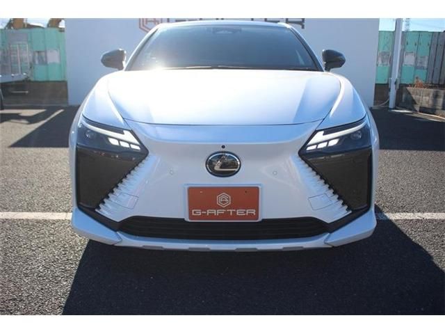 TOYOTA LEXUS RZ450e 2023