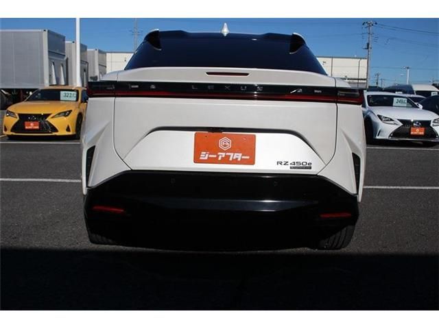 TOYOTA LEXUS RZ450e 2023