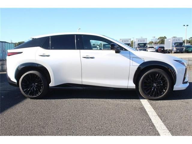 TOYOTA LEXUS RZ450e 2023