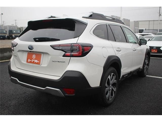 SUBARU LEGACY OUTBACK 2023