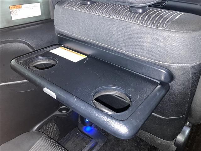 TOYOTA VOXY 4WD 2019