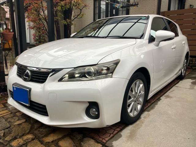 TOYOTA LEXUS CT200h 2011