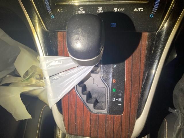 TOYOTA HARRIER 2WD 2017