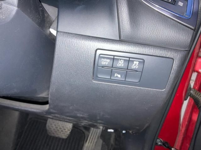 MAZDA AXELA SPORTS 2016