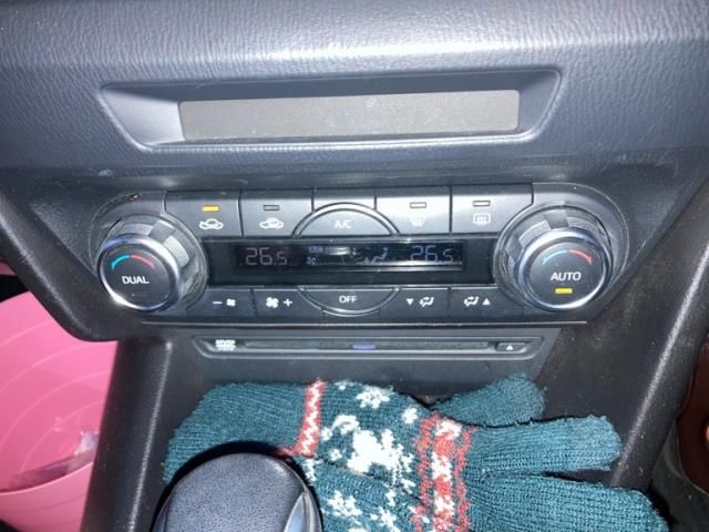 MAZDA AXELA SPORTS 2016