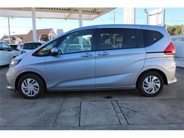 HONDA FREED plus HYBRID 2023