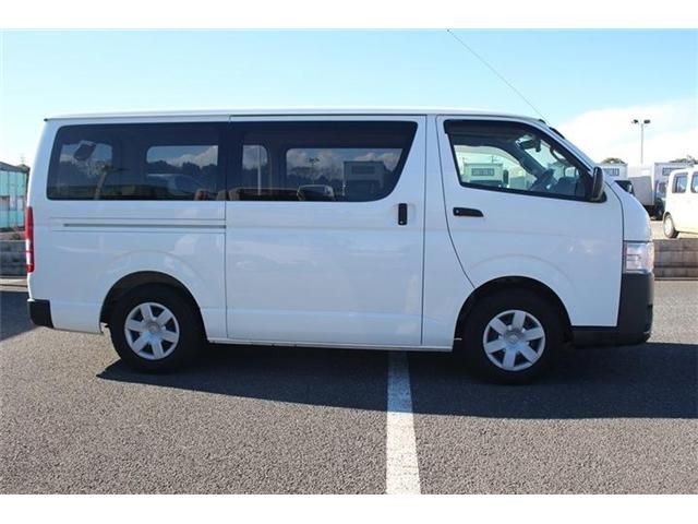 TOYOTA HIACE van 2WD 2014