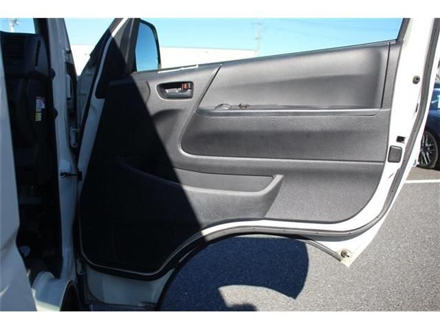 TOYOTA HIACE van 2WD 2014