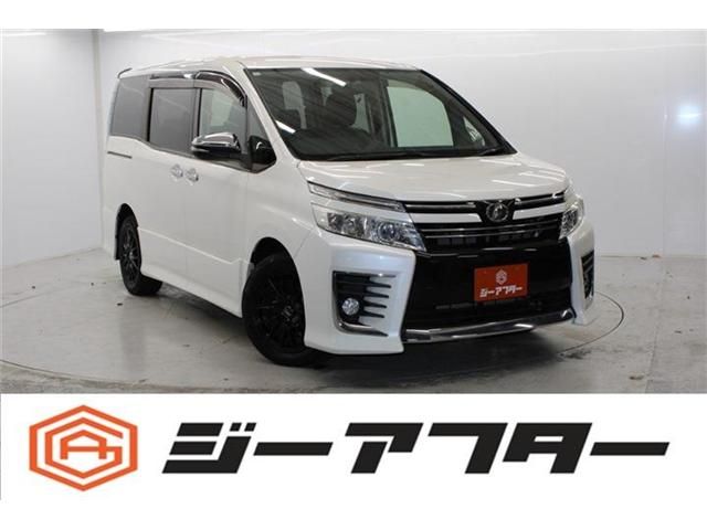 TOYOTA VOXY 2015