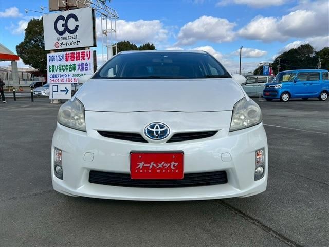 TOYOTA PRIUS 2010