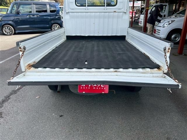 MITSUBISHI MINICAB truck 4WD 2009