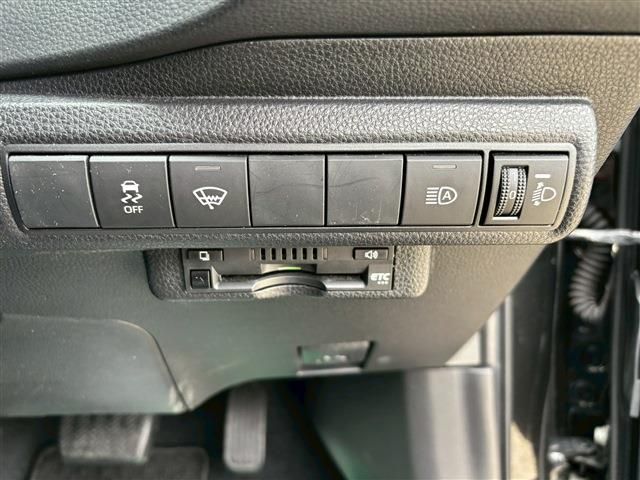 TOYOTA COROLLA TOURING HYBRID 2022