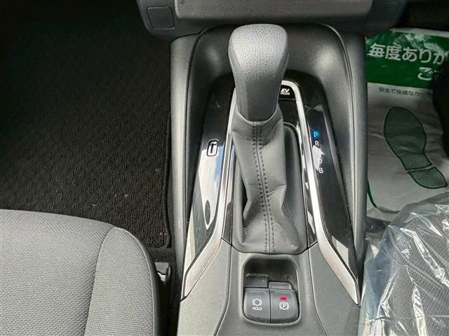 TOYOTA COROLLA TOURING HYBRID 2022