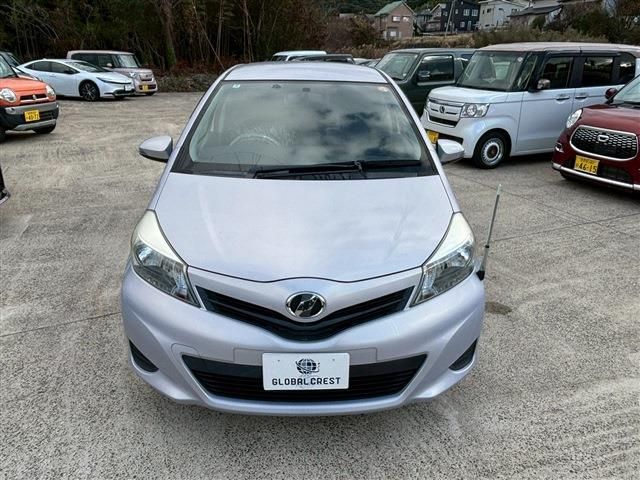 TOYOTA VITZ 2014