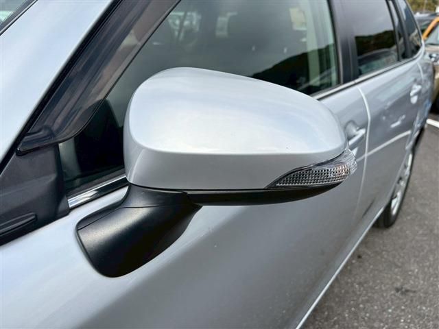 TOYOTA COROLLA FIELDER 2017