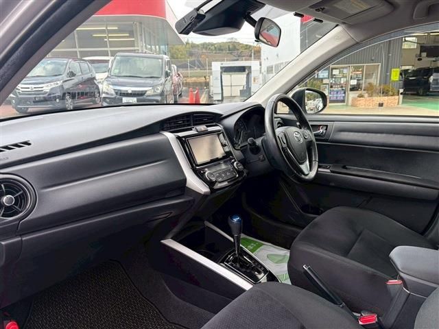 TOYOTA COROLLA FIELDER 2017