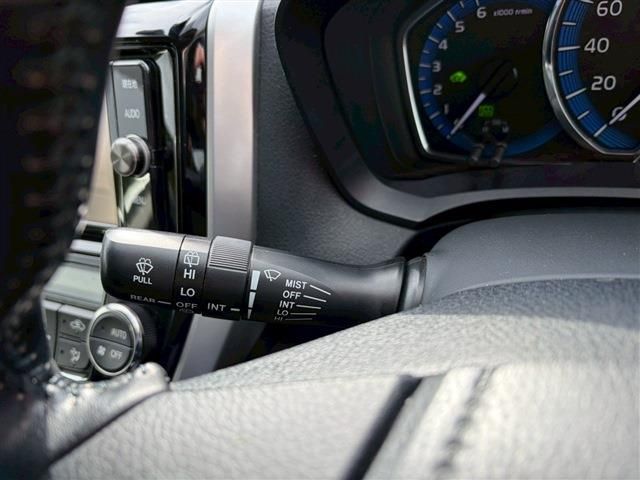 TOYOTA COROLLA FIELDER 2017