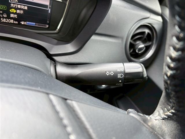 TOYOTA COROLLA FIELDER 2017