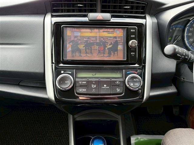 TOYOTA COROLLA FIELDER 2017